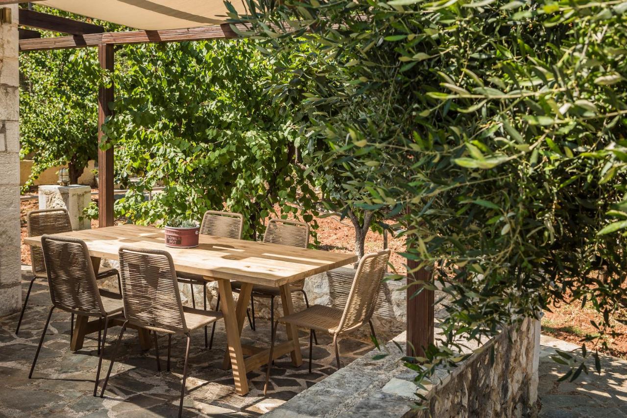 Ploes Luxury Cottages Pesádha Buitenkant foto