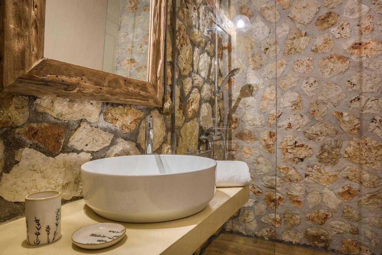Ploes Luxury Cottages Pesádha Buitenkant foto